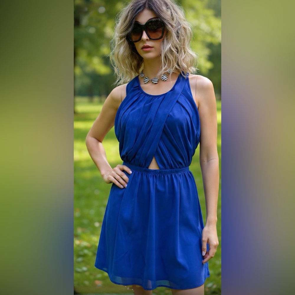 Kiwi Tucker Chic Royal Blue Sleeveless Dress ties on back also back zipper Sz M